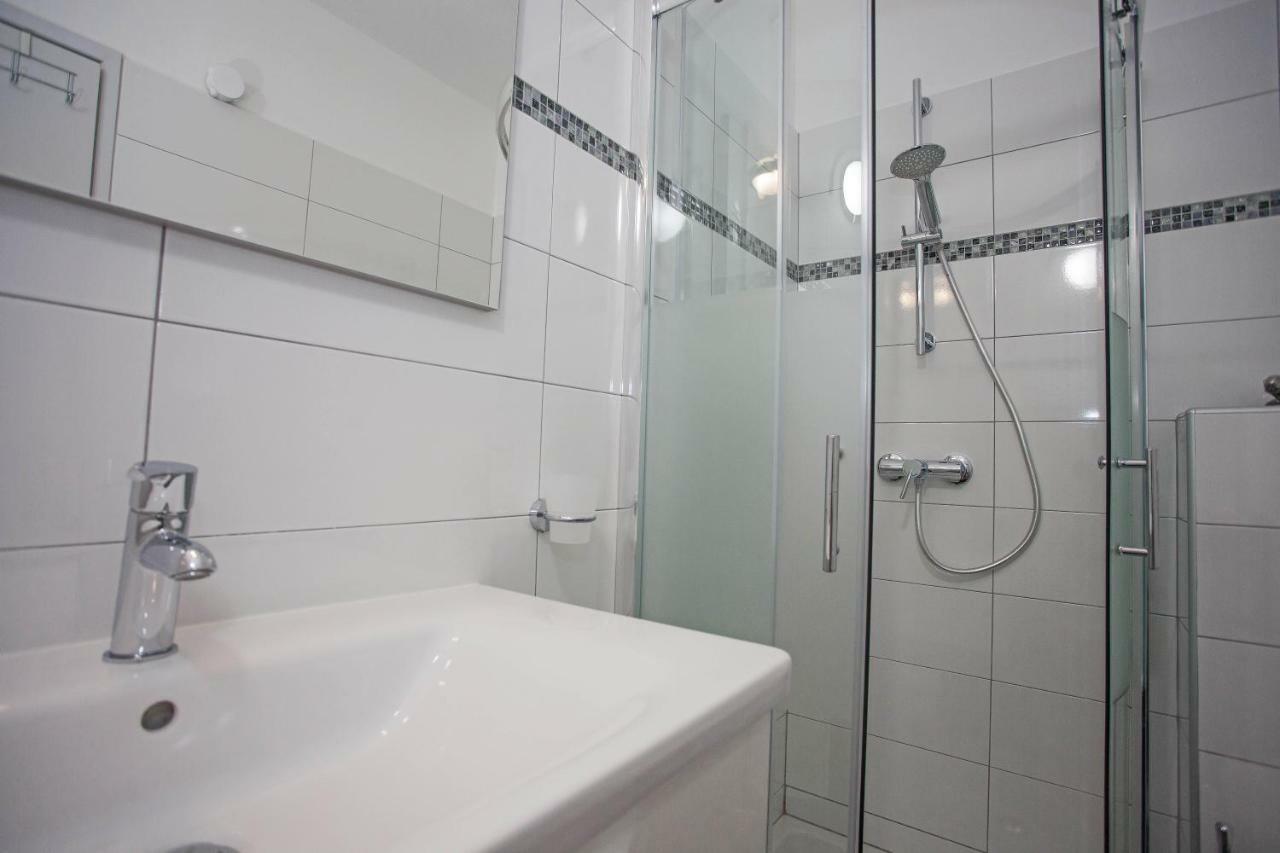 Apartments Tin โรวีน ภายนอก รูปภาพ